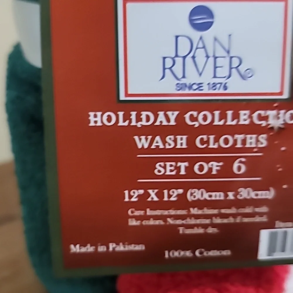 Wash Cloths.  Holiday themed  Pack of 6
